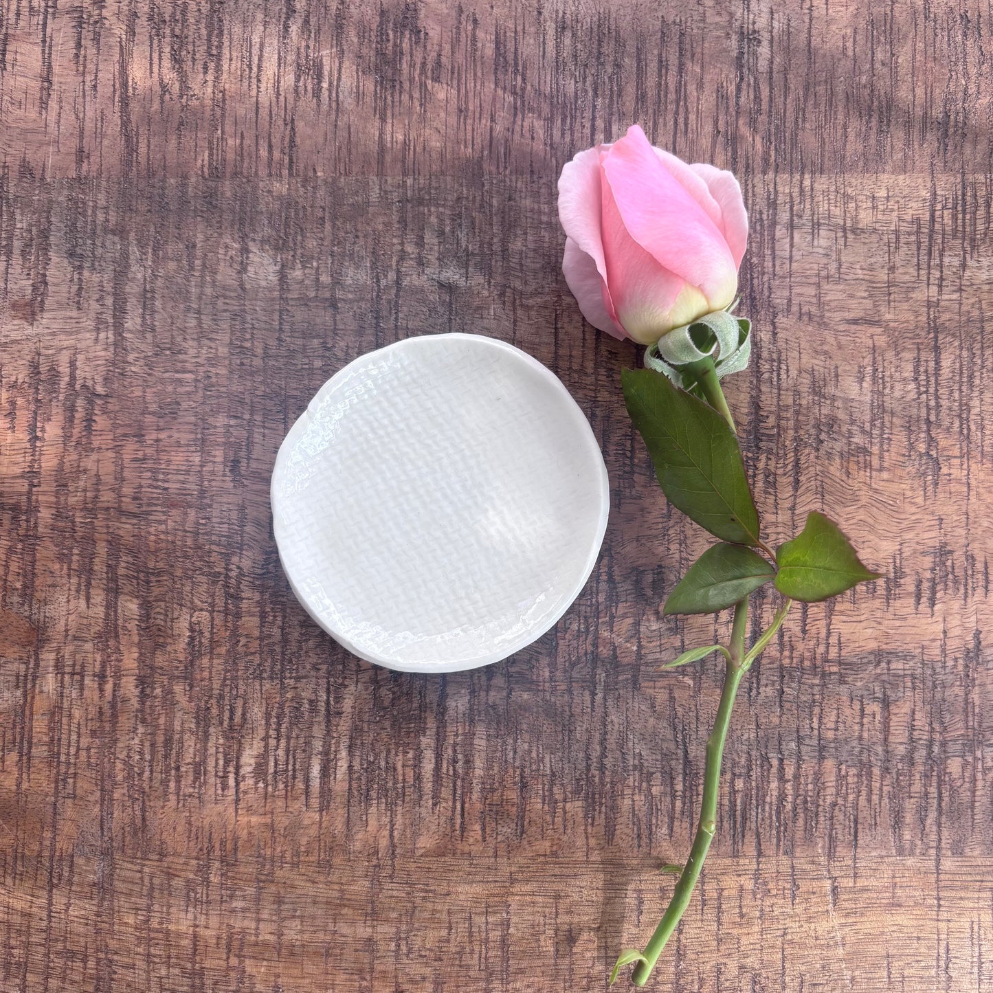 Porcelain Hessian Plates