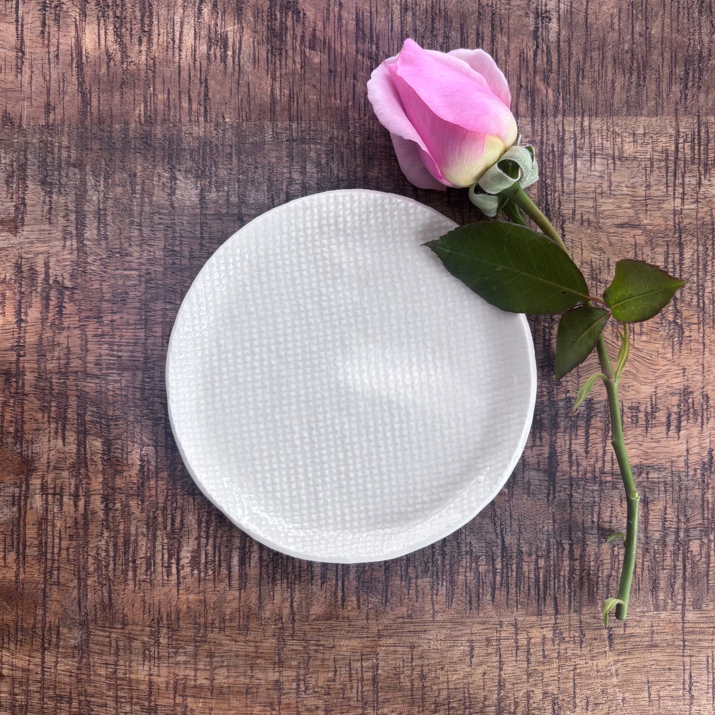Porcelain Hessian Plates