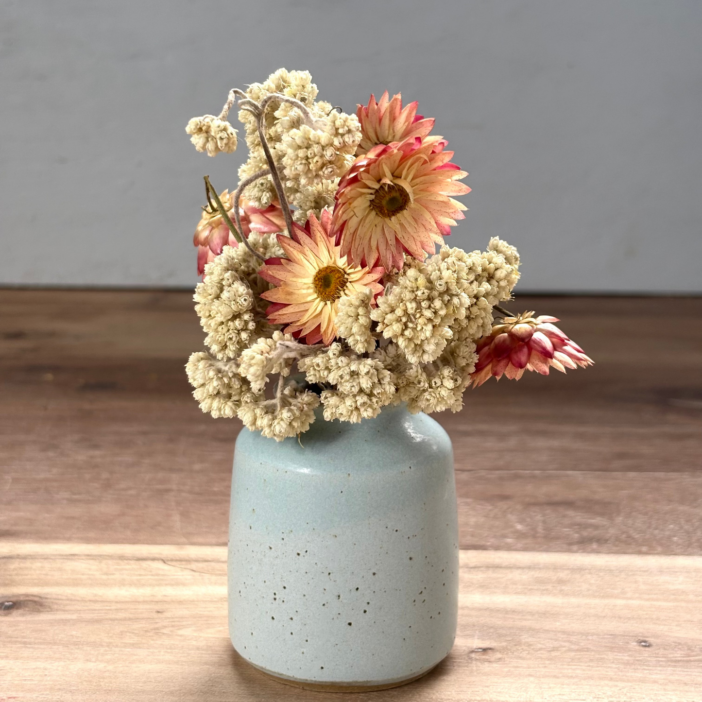 Ink Pot Vase & flowers - Speckled sky