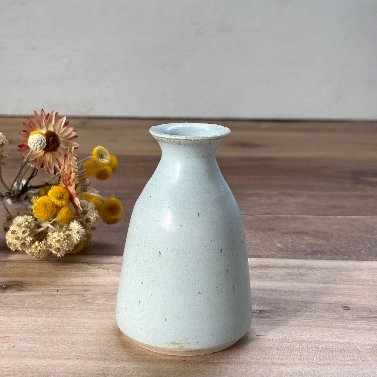 Ink Pot Vase & flowers - Dove
